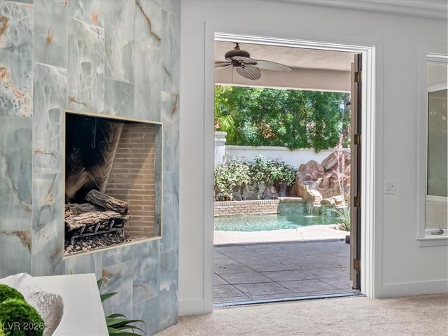 21 Sawgrass Court, Las Vegas, NV 89113