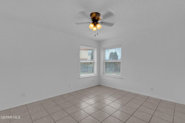 10916 Fort Worth Street, El Paso, TX 79924