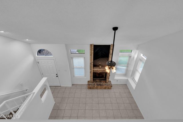 10916 Fort Worth Street, El Paso, TX 79924