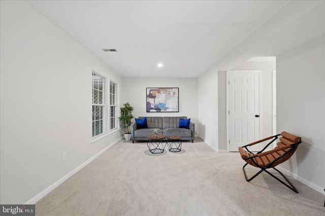 20368 BURNLEY SQ, Sterling, VA 20165