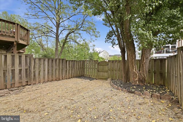 20368 BURNLEY SQ, Sterling, VA 20165