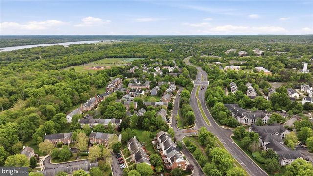 20368 BURNLEY SQ, Sterling, VA 20165