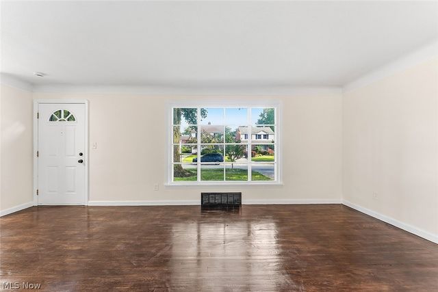 3791 Fairoaks Road, South Euclid, OH 44121