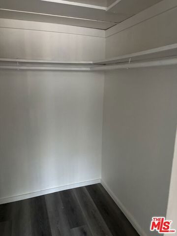 3901 W 7th Street 12, Los Angeles, CA 90005