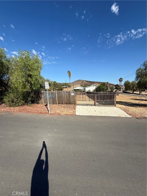 3 Miller, Lake Elsinore, CA 92530 — exterior