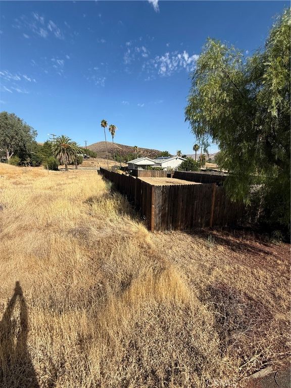 3 Miller, Lake Elsinore, CA 92530 — photo 4