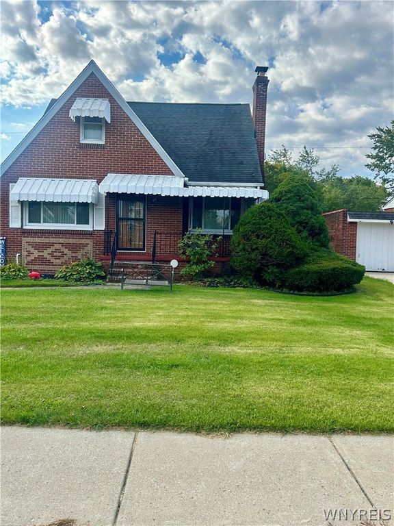 89 Campbell Road, Cheektowaga, NY 14215