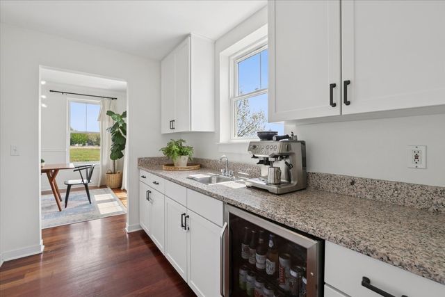 860 Blazing Star Road, Grayslake, IL 60030