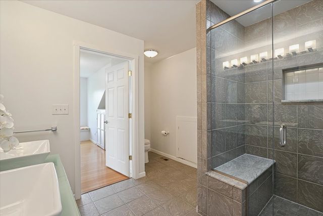 860 Blazing Star Road, Grayslake, IL 60030