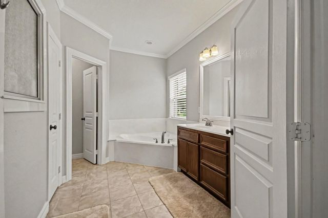 7211 Bayou Timbers Drive, Alvin, TX 77511