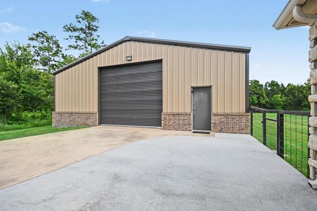 7211 Bayou Timbers Drive, Alvin, TX 77511