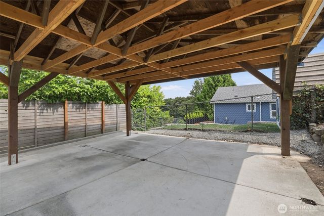 2517 23rd Avenue, Seattle, WA 98144