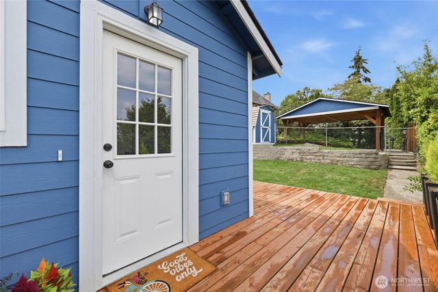 2517 23rd Avenue, Seattle, WA 98144