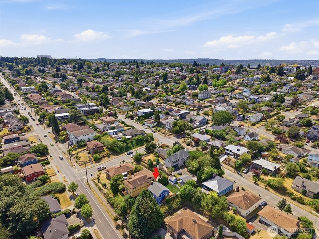 2517 23rd Avenue, Seattle, WA 98144