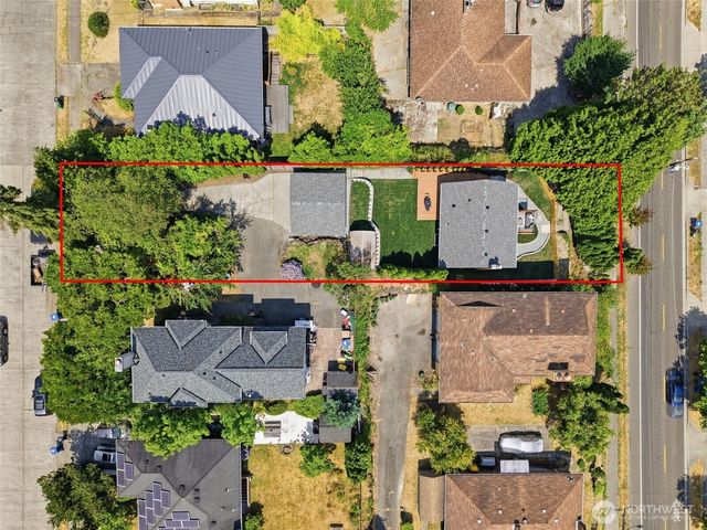 2517 23rd Avenue, Seattle, WA 98144