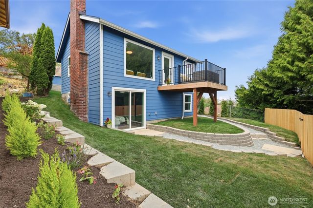 2517 23rd Avenue, Seattle, WA 98144