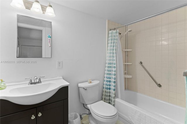 609 NE 6th Ct C, Boynton Beach, FL 33435