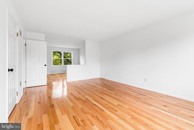 14 BRIGHTON PL, Newtown, PA 18940