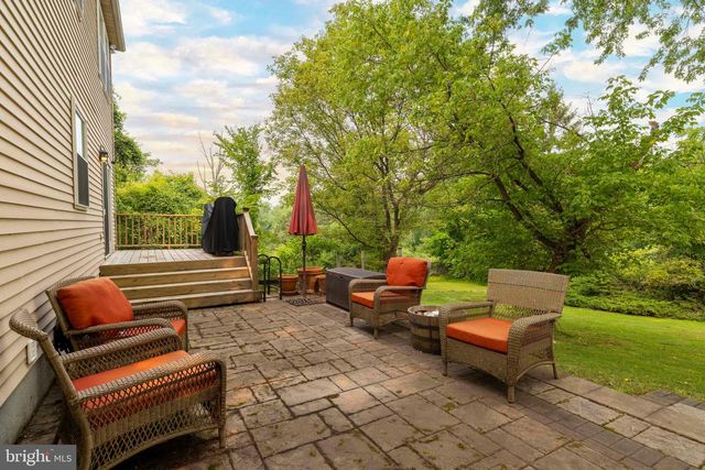 14 BRIGHTON PL, Newtown, PA 18940