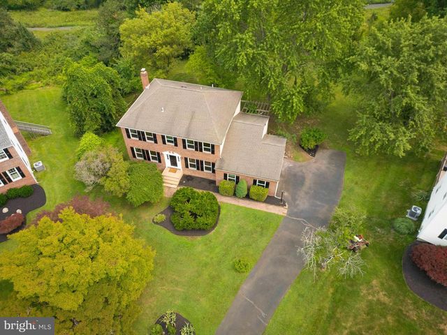 14 BRIGHTON PL, Newtown, PA 18940