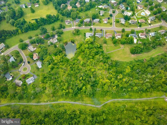 14 BRIGHTON PL, Newtown, PA 18940