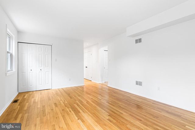 14 BRIGHTON PL, Newtown, PA 18940