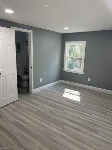 207 S 7th ST, Suffolk, VA 23434