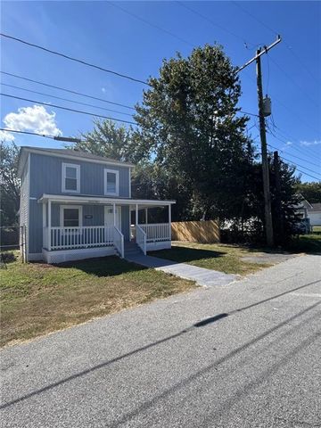 207 S 7th ST, Suffolk, VA 23434