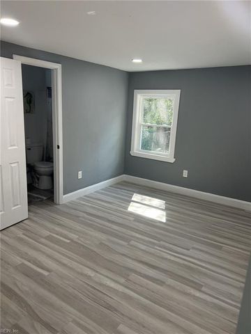 207 S 7th ST, Suffolk, VA 23434