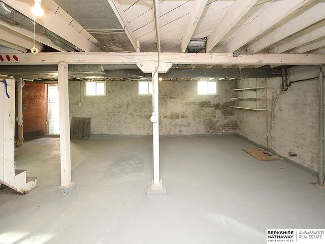 4926 Hamilton Street, Omaha, NE 68132