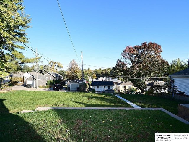 4926 Hamilton Street, Omaha, NE 68132