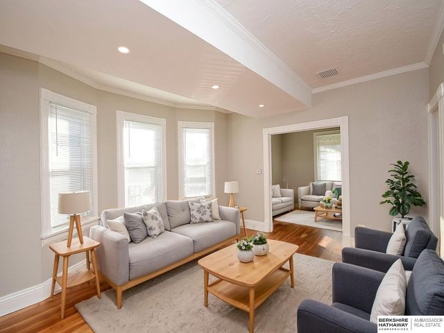 4926 Hamilton Street, Omaha, NE 68132