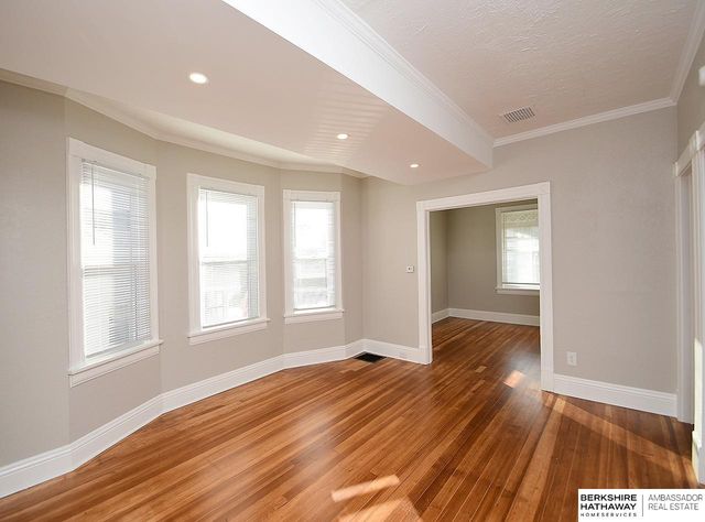 4926 Hamilton Street, Omaha, NE 68132