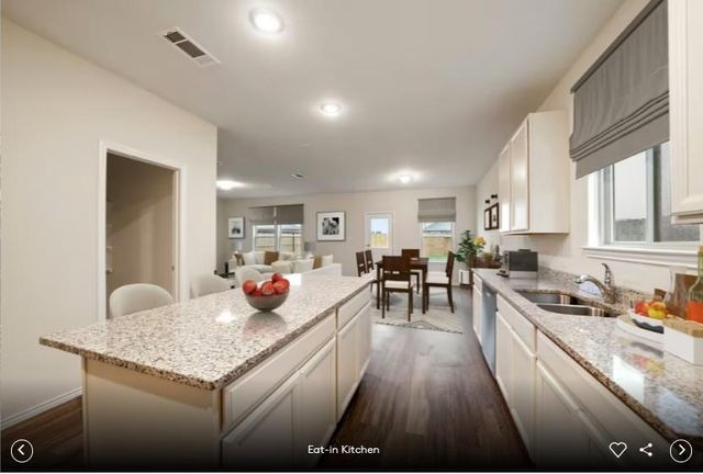 532 Tailwind DR, Kyle, TX 78640