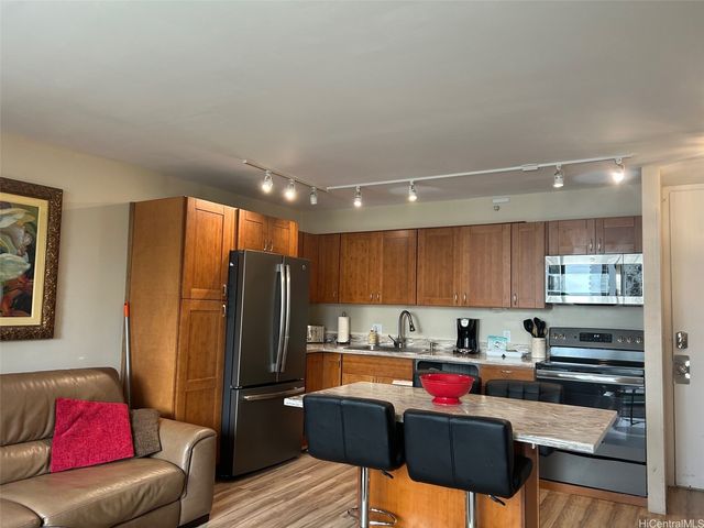 201 Ohua Avenue 912 T-2, Honolulu, HI 96815