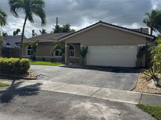 14700 SW 151st Ter, Miami, FL 33196