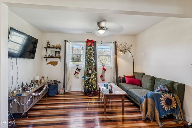 4420 Cherokee Road, Jonesborough, TN 37659