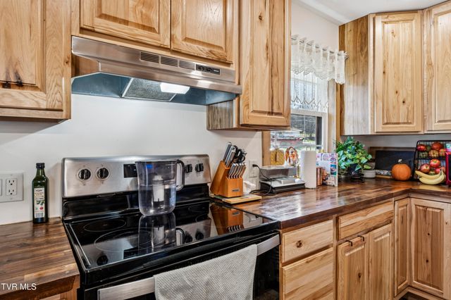 4420 Cherokee Road, Jonesborough, TN 37659