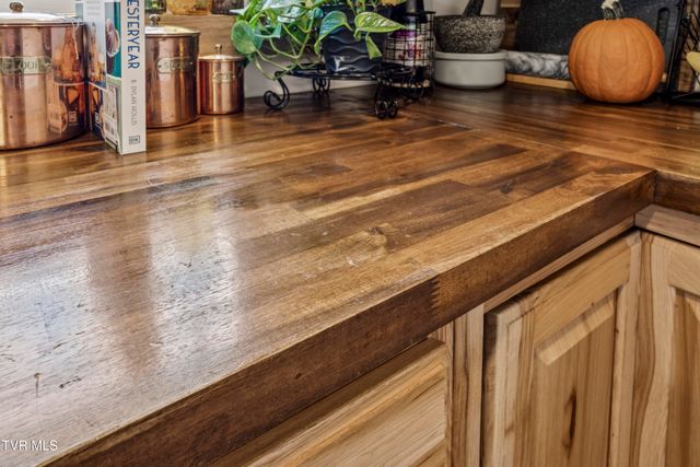 4420 Cherokee Road, Jonesborough, TN 37659