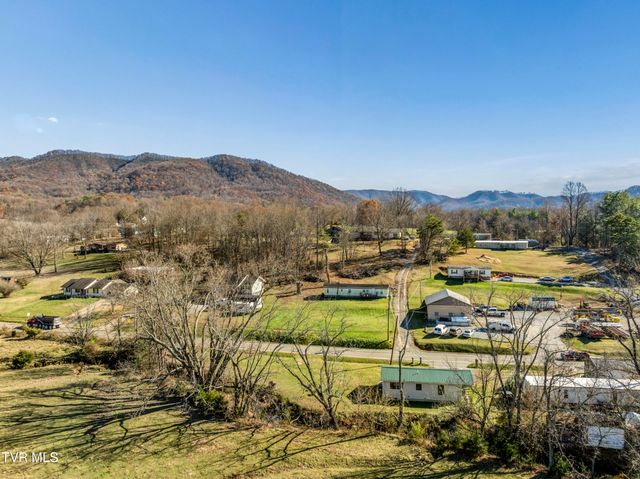 4420 Cherokee Road, Jonesborough, TN 37659
