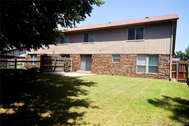 3210 S Chestnut Avenue, Broken Arrow, OK 74012