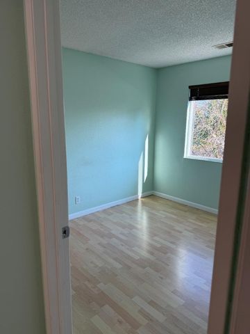 1723 Pheasant Drive, Hercules, CA 94547