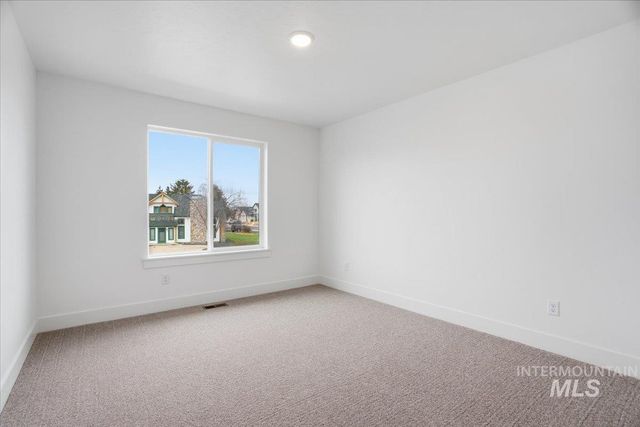 6117 N Torva Ave, Meridian, ID 83646