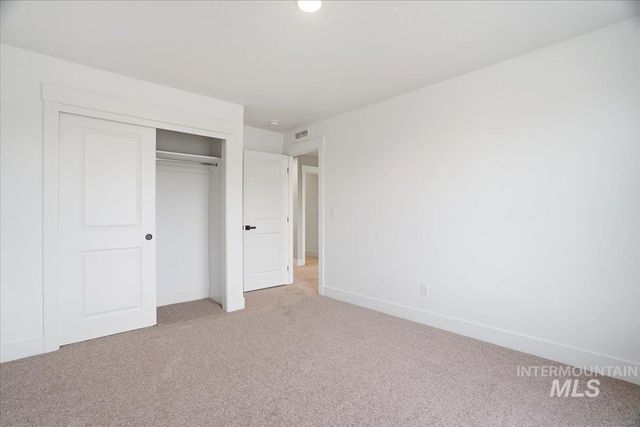 6117 N Torva Ave, Meridian, ID 83646