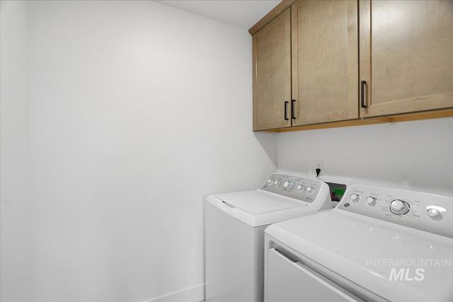 6117 N Torva Ave, Meridian, ID 83646