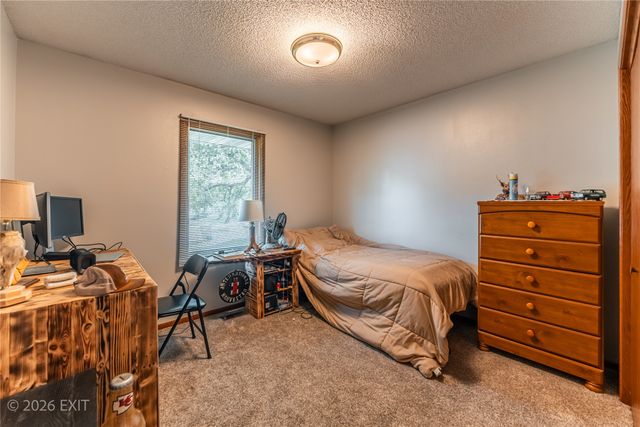 1418 E 13th Street, Norwalk, IA 50211