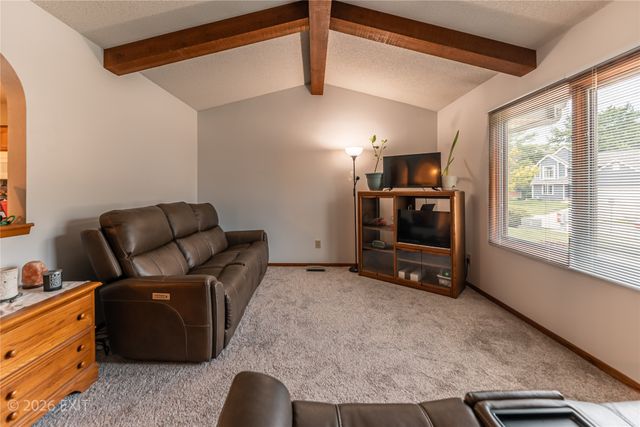 1418 E 13th Street, Norwalk, IA 50211