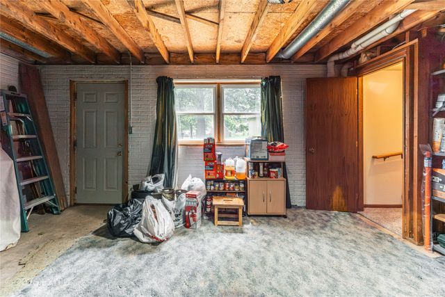 1418 E 13th Street, Norwalk, IA 50211
