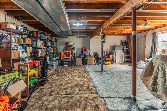 1418 E 13th Street, Norwalk, IA 50211