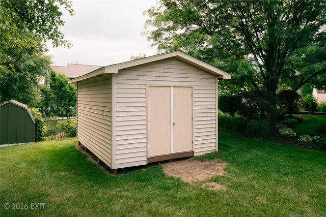 1418 E 13th Street, Norwalk, IA 50211